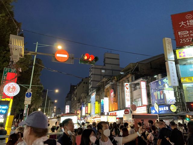 台湾　台湾グルメ　台湾と言えば夜市！ 寧夏夜市に行ってきた！