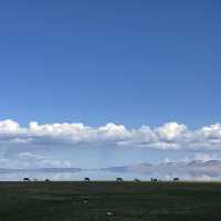 Horseback riding to lake song kul
