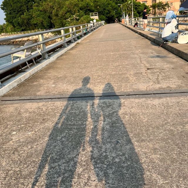 Peng Chau laid back half day trip with turtle rock, beauty and the sun