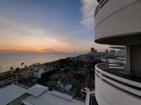 ชมวิวหาดจอมเทียน ที่โรงแรม D Varee