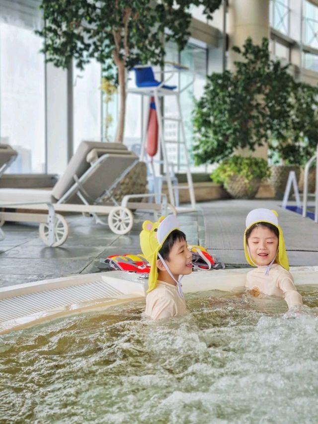 뜨끈한 자쿠지가 있어 키캉스에 딱👌