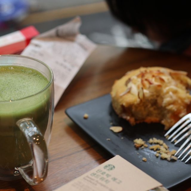 在梨大遇上Starbucks👨‍👩‍👧