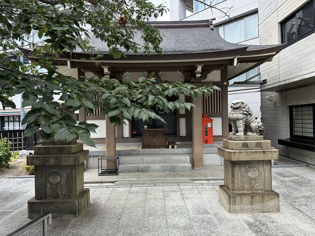 東京・駒込。駒込駅前の『大國神社』