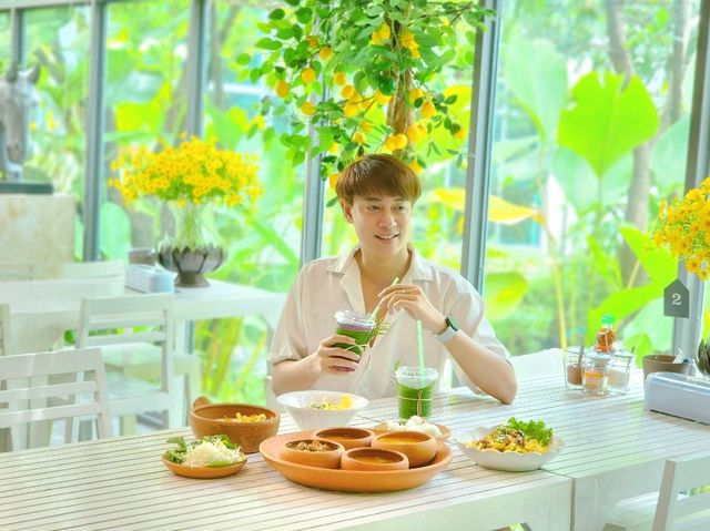 🥢🍋 “มะนาวก๋วยเตี๋ยวในสวน” ร้านอร่อย (ไม่ลับ) ย่านตลิ่งชัน