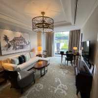 The luxurious suite of St Regis!