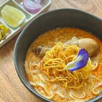 ผลิ: Phli Cafe x Khao soi มาครบจบที่เดียว