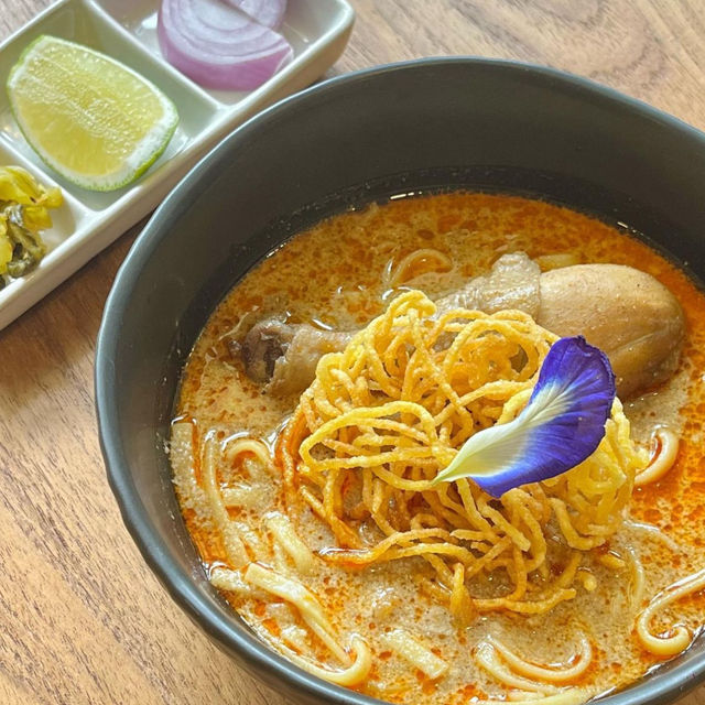 ผลิ: Phli Cafe x Khao soi มาครบจบที่เดียว