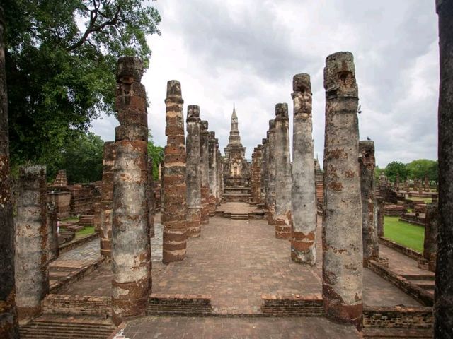 ชมโบราณสถาน@อุทยานประวัติศาสตร์สุโขทัย