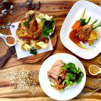 Makvid Cafe & Bistro