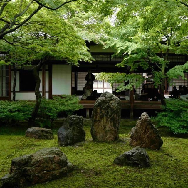 清澄庭園：水墨畫捲般