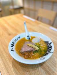 🍜香港首發！日本🇯🇵過江龍「鬼金棒牛骨湯拉麵」