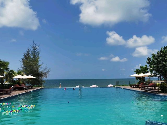 Sand Dunes Chaolao Beach Resort