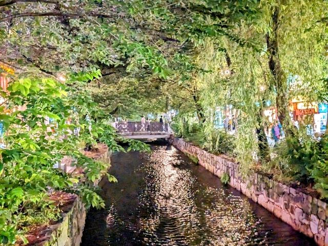 日本京都-百年舊校舍改建的複合式商場：立誠花園HULIC