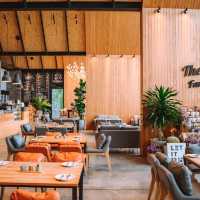 The Village Farm To Cafe 