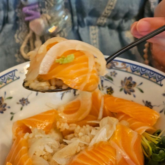 소소한 분위기의 일본 가정식 데이트