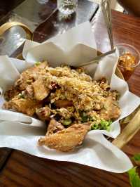 ร้าน “ชีวิตธรรมดา”☘️แต่บรรยากาศ+รสชาติที่ไม่ธรรมดา