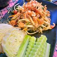 อิ่มท้อง พร้อมชมวิว ที่เพชรบุรี
