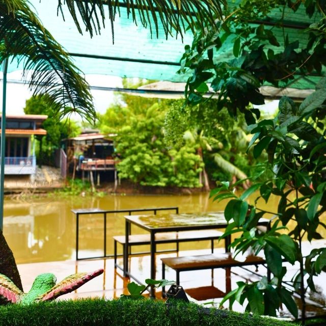 🥗 บ้านริมน้ำ ดิ คาเฟ่