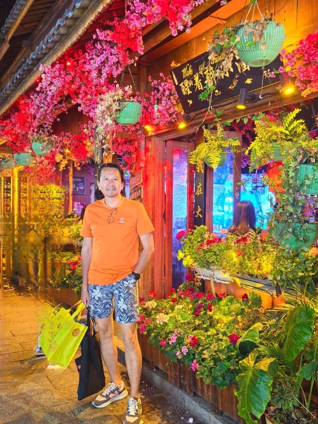 Cozy bars in Dali OldTown