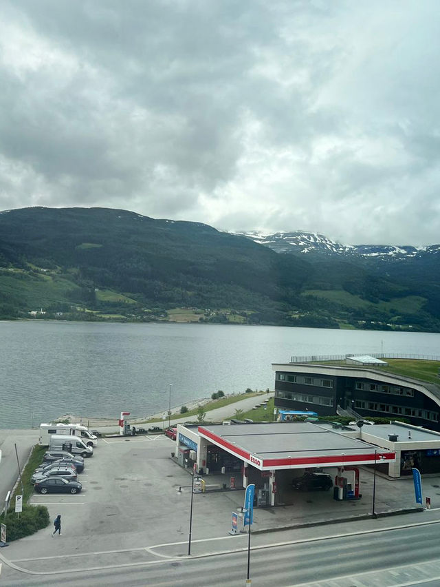 Voss 搭纜車上山看風景