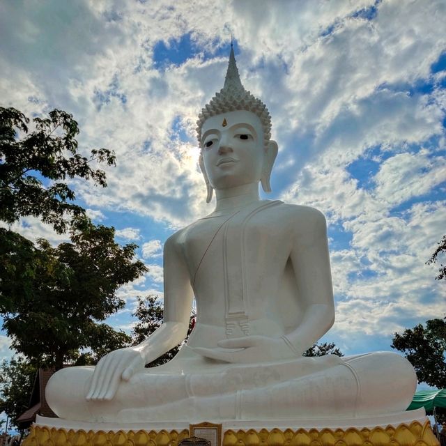 ไหวพระวัดพุทธาวาสภูสิงห์ 