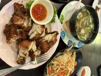 ไก่ทอดเดชา ช่องเขา