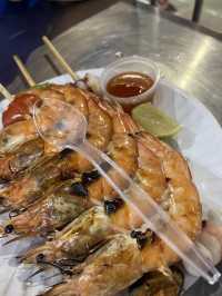 【タイ･パトン🇹🇭】屋台がずらりと並ぶ市場！激安で食べれるシーフード屋台🦐