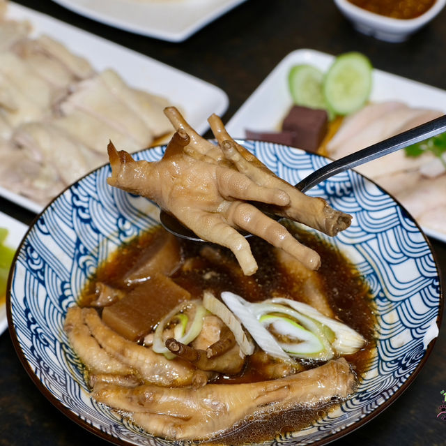 ข้าวมันไก่เนื้อนุ่ม ฉ่ำๆ เปิดใหม่ล่าสุด