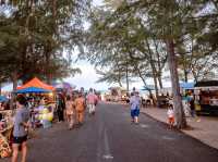 เดินเล่นสุดชิล หาของกินริมหาดแหลมเจริญ ระยอง