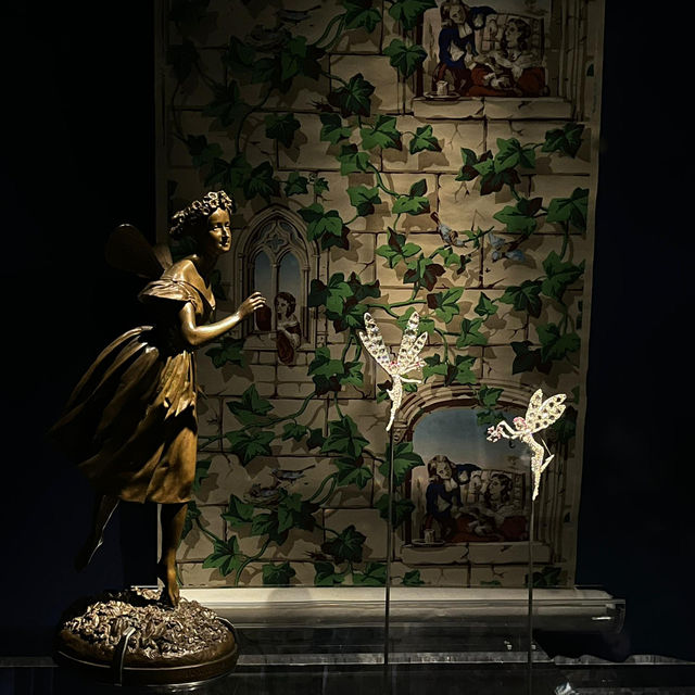 Explore A MUST VISIT Attraction- National Palace Museum in Taipei 