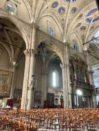 Timeless Elegance: Exploring the History and Beauty of Como Cathedral