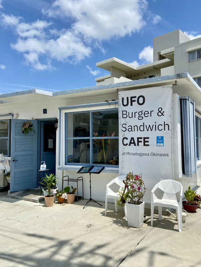 【沖縄旅行】レトロ可愛い町✨️港川ステイツサイドタウンでランチ