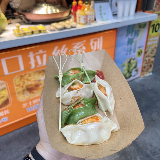 Street Food Delights in Shenzhen: A Tasty Stop at Dongmen Walking Street 