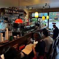popular cafe