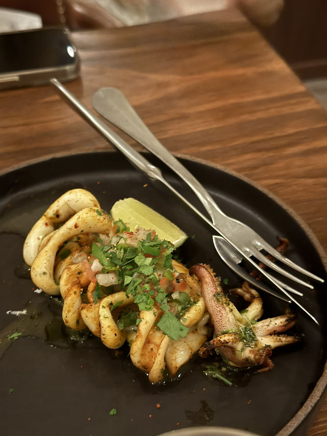 🇸🇬 Unforgettable Bites: A Taste of Innovation at Moxie Singapore