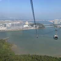 นั่งรถบัสจากสนามบินไปกระเช้า Ngong Ping 36