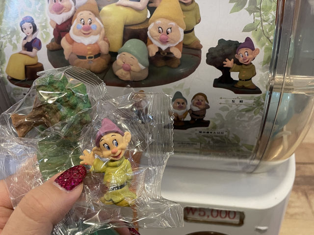 서면 가챠샵, 소품샵 그리고 애니메이트