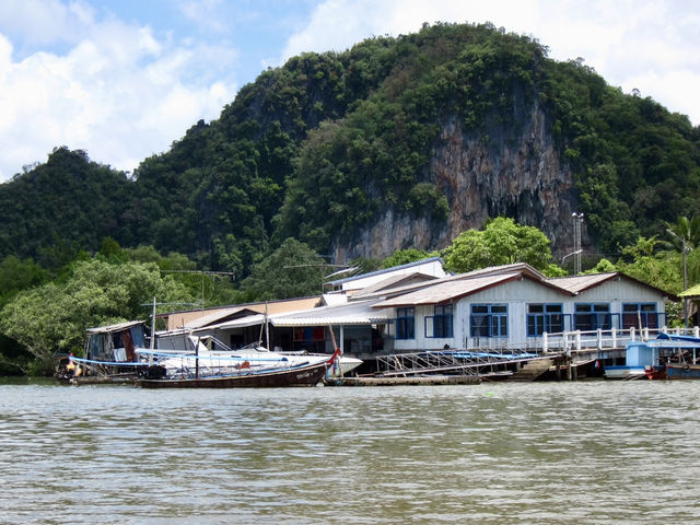 Thailand’s Majestic Natural Paradise: Phang Nga Bay