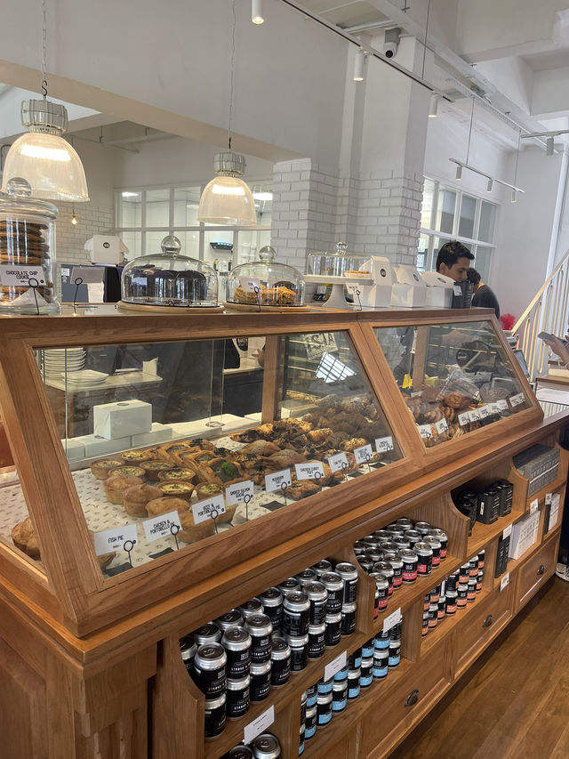 Kenny Hills Bakers: A Slice of Bakery Heaven in Penang 🥐☕