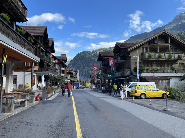 Looking for an adrenaline rush with amazing views? 🏞️ Look no further…