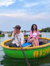 Explore Hanoi: A City of History, Culture & Amazing Food! 🇻🇳