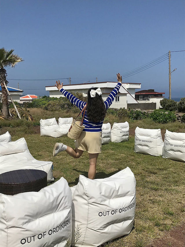 야자수🌴+오션뷰🌊 =경치 좋은 제주 카페 아오오
