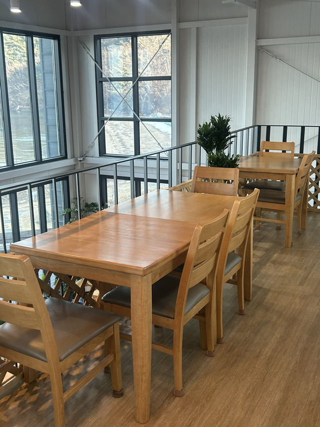에메랄드 빛 바다와 함께 힐링할 수 있는 서산 여행지 추천! Cafe hori🌿✨