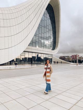 Baku’s Iconic Museum: A Journey Through the Heydar Aliyev Center