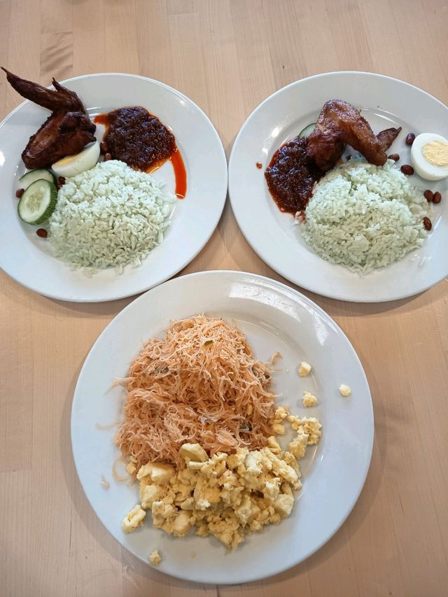 Affordable Breakfast at Ikea 