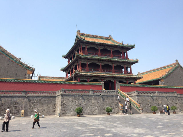 🏯 **【瀋陽故宮：滿清皇室的歷史印記】** 🐉  