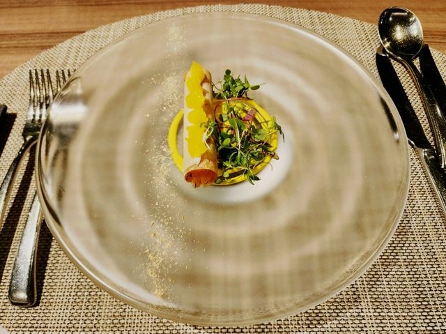 [🇯🇵軽井沢] 旧軽井沢KIKYOキュリオ・コレクションbyヒルトンのレストラン「ソノリテ」でのディナーと朝食