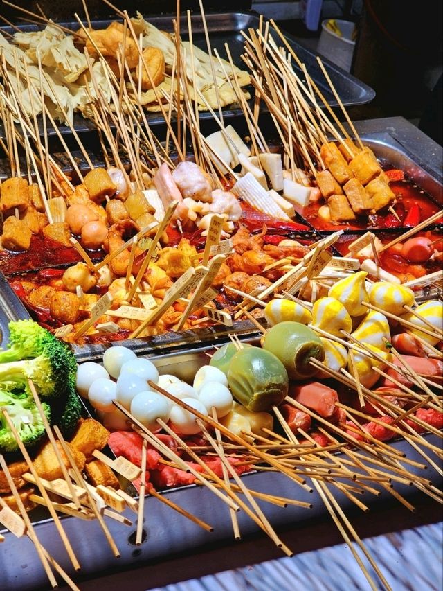 밤에 둘러보기 좋은 먹자골목, 다롄라오지에