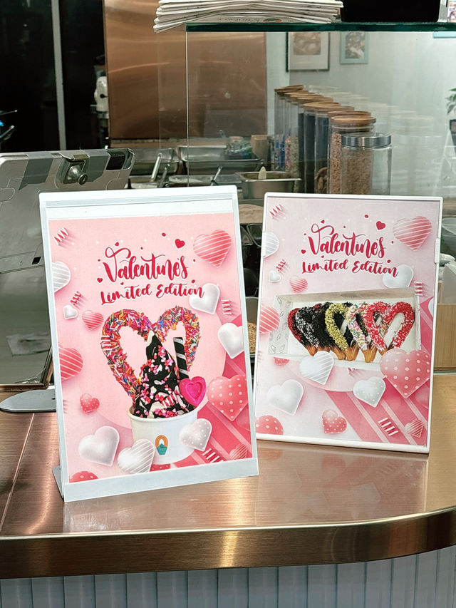 Twist & Buckle Churros Specialists 
