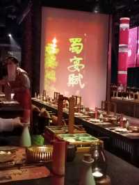 成都探店TOP1！这家“蜀宴赋”美得像在拍古装剧